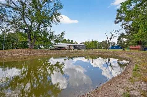 10715 Bozeman Ferry Road Midway TX 75852