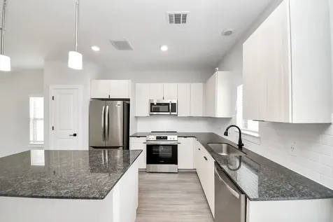 7711 Longmire Road 05 Conroe TX 77304
