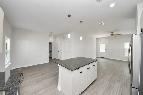 7711 Longmire Road 05 Conroe TX 77304