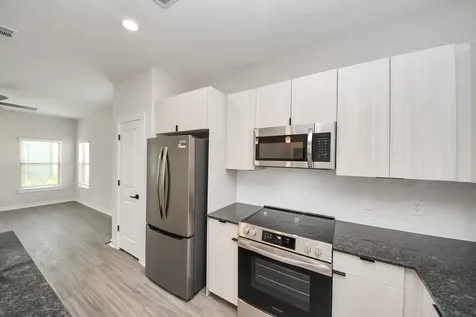 7711 Longmire Road 05 Conroe TX 77304