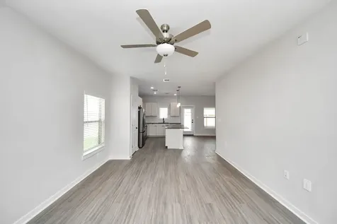 7711 Longmire Road 05 Conroe TX 77304