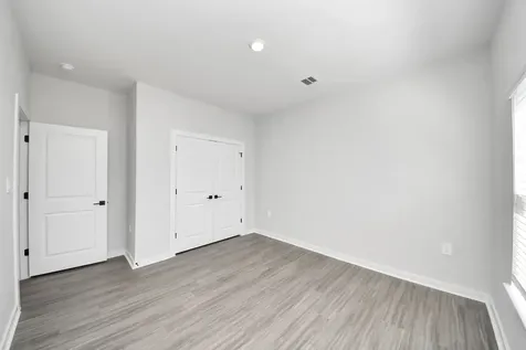 7711 Longmire Road 05 Conroe TX 77304