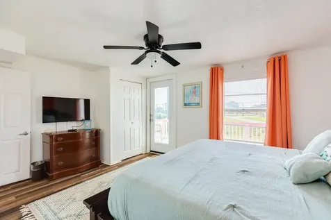 915 Caisson Street Surfside Beach TX 77541