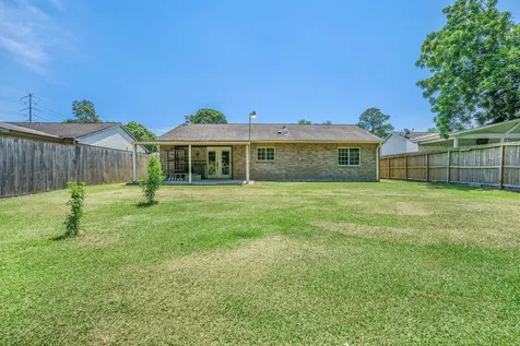 6319 Hollow Pines Drive Houston TX 77049