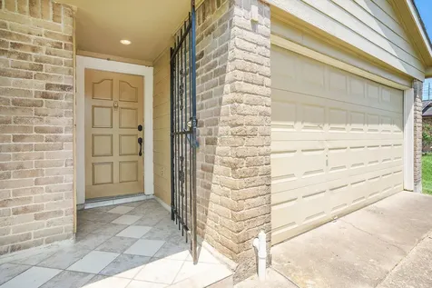 6319 Hollow Pines Drive Houston TX 77049