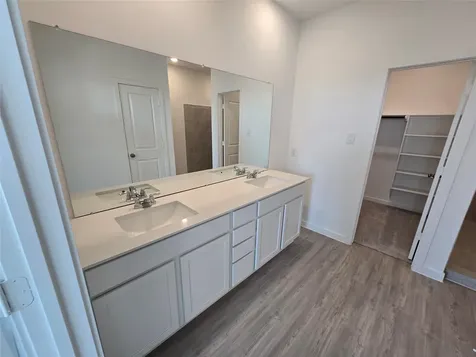 2510 Rose Gold Drive Rosharon TX 77583