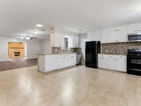 2728 Encino Avenue Bay City TX 77414