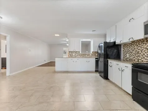 2728 Encino Avenue Bay City TX 77414