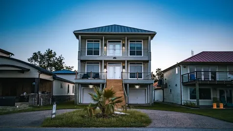 2609 Avenue A San Leon TX 77539