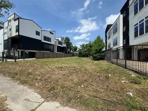1611 Wheeler Street Houston TX 77004