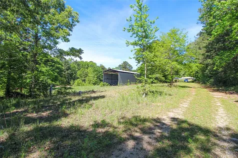 5855 Us Highway 190 W Livingston TX 77351