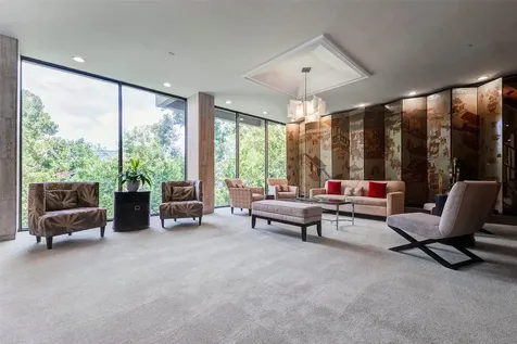 49 Briar Hollow Lane 1801 Houston TX 77027