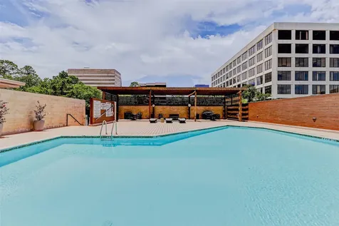 49 Briar Hollow Lane 1801 Houston TX 77027