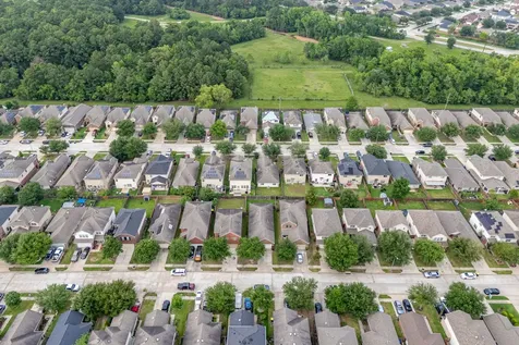 1702 Bonnyton Lane Houston TX 77014