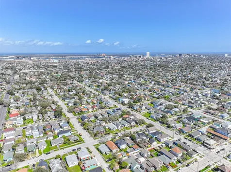3519 Avenue R 1/2 Galveston TX 77550
