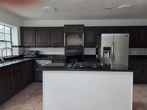2827 Lake Colony Drive Missouri City TX 77459