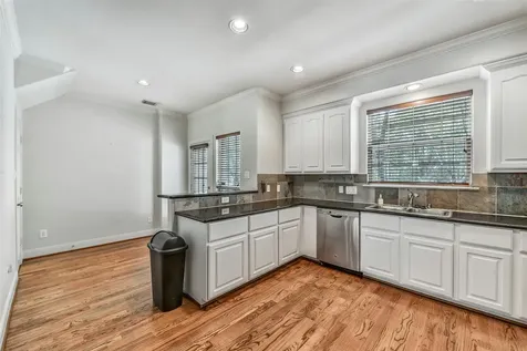 326 Malone Street Houston TX 77007