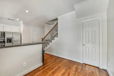 326 Malone Street Houston TX 77007