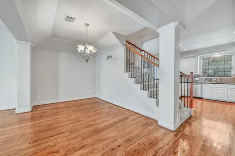 326 Malone Street Houston TX 77007