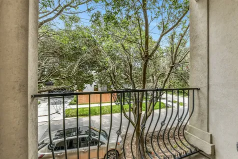 326 Malone Street Houston TX 77007