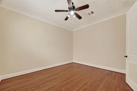 5319 Fayette Street Houston TX 77056
