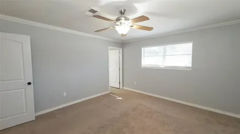 407 Tamarind Street Lake Jackson TX 77566