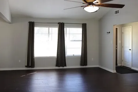 407 Tamarind Street Lake Jackson TX 77566