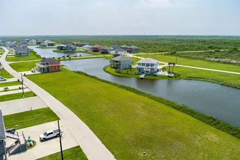 3829 Biscayne Beach Road Crystal Beach TX 77650