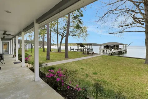 40 Pebble Beach Circle Coldspring TX 77331