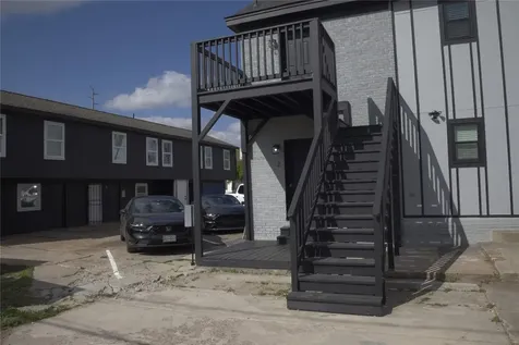 2824 Blodgett Street 3 Houston TX 77004