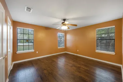 130 Airway Drive Houston TX 77037