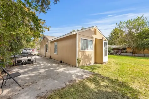 130 Airway Drive Houston TX 77037