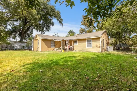 130 Airway Drive Houston TX 77037