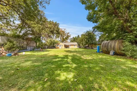 130 Airway Drive Houston TX 77037