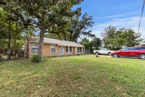 130 Airway Drive Houston TX 77037