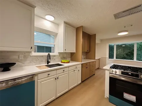 12118 Dorrance Lane Meadows Place TX 77477