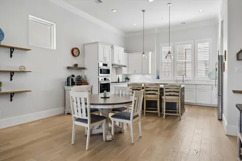 3312 W 12th Street Houston TX 77008