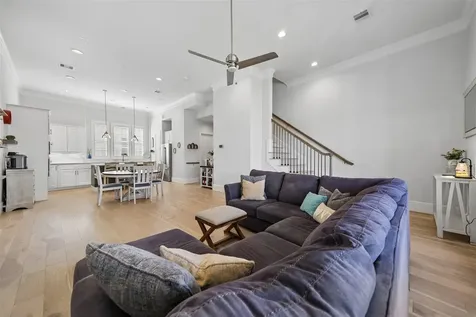 3312 W 12th Street Houston TX 77008