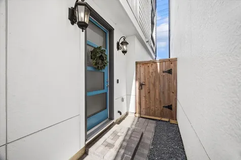 3312 W 12th Street Houston TX 77008