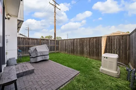 3312 W 12th Street Houston TX 77008