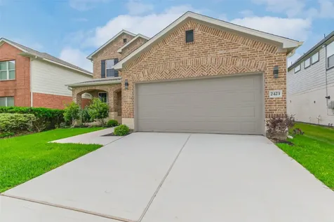 2423 Inlet Court Fresno TX 77545