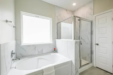 2423 Inlet Court Fresno TX 77545