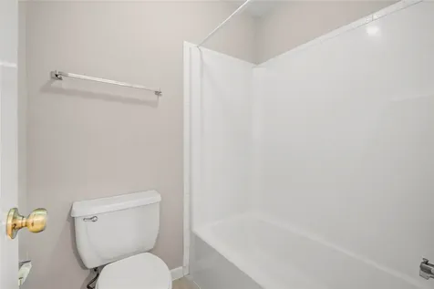 1112 Bering Drive 68 Houston TX 77057