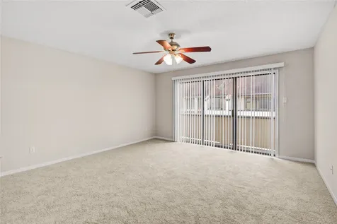 1112 Bering Drive 68 Houston TX 77057