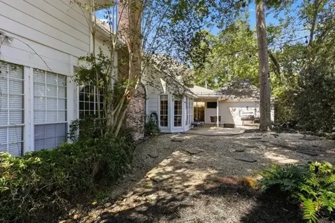 5834 Mountain View Drive Kingwood TX 77345