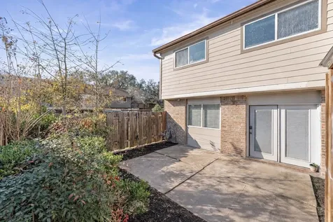 10556 Hammerly Boulevard 328 Houston TX 77043