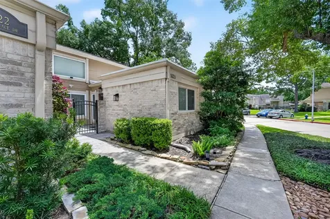 11620 Village Place Drive 329 Houston TX 77077