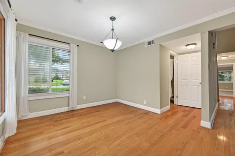 11620 Village Place Drive 329 Houston TX 77077