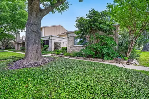 11620 Village Place Drive 329 Houston TX 77077
