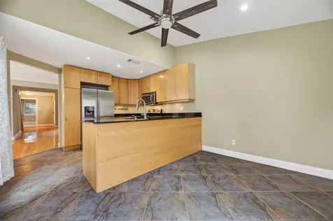 11620 Village Place Drive 329 Houston TX 77077